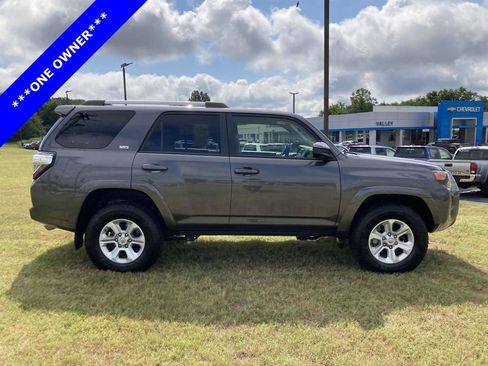 Used 2023 Toyota 4Runner SR5 image 2