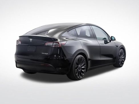 Used 2023 Tesla Model Y Performance AWD/4WD image 5
