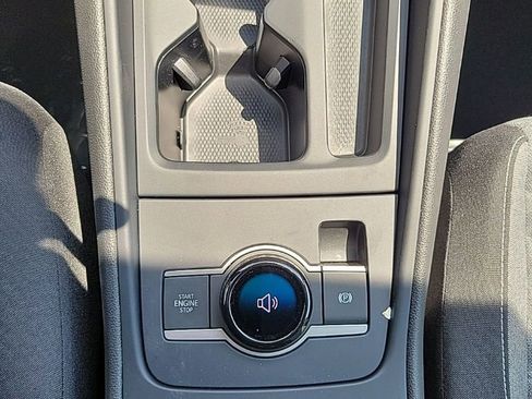 New 2025 Volkswagen Tiguan S image 15