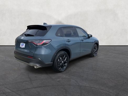 Certified 2025 Honda HR-V Sport image 9