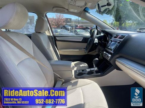 Used 2019 Subaru Outback 2.5i AWD/4WD image 14