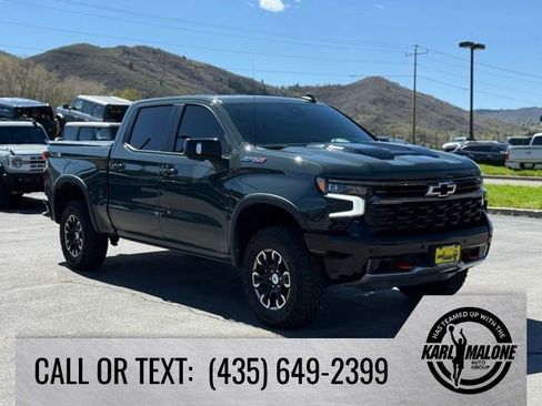 Used 2025 Chevrolet Silverado 1500 ZR2 w/ Technology Package AWD/4WD image 8