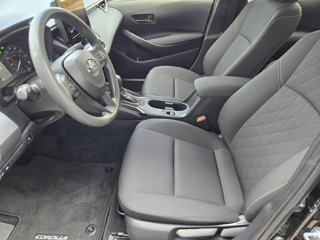 Certified 2024 Toyota Corolla LE FWD image 9