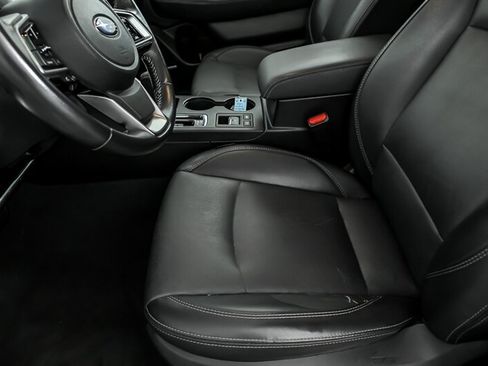 Used 2018 Subaru Outback 2.5i Limited AWD/4WD image 19