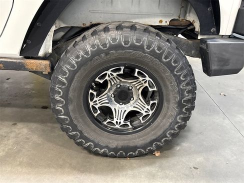 Used 2010 Jeep Wrangler Sport image 13