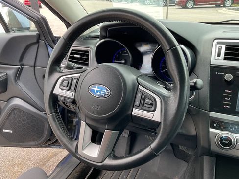 Used 2015 Subaru Outback 2.5i Limited AWD/4WD image 18