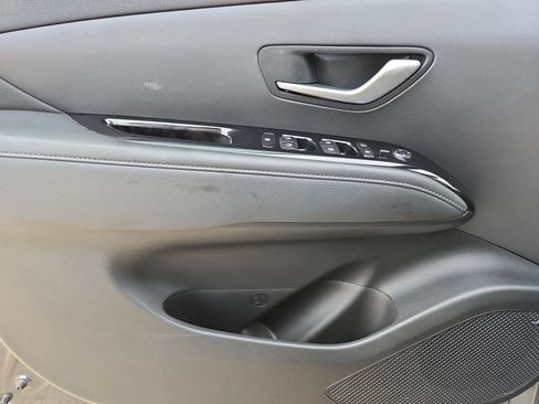 Used 2023 Hyundai Tucson Limited image 15