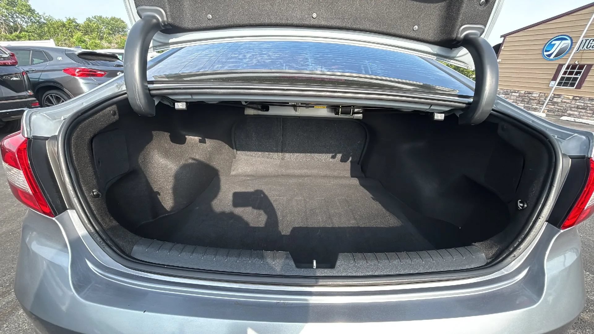 Used 2015 Hyundai Sonata SE FWD image 19