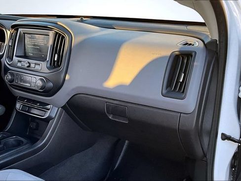 Used 2021 Chevrolet Colorado W/T w/ WT Convenience Package RWD image 25