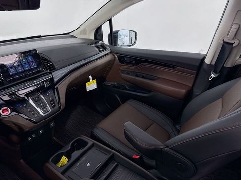 New 2026 Honda Odyssey Elite image 25