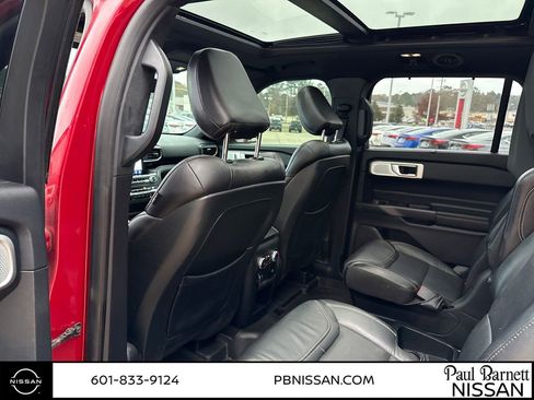 Used 2020 Ford Explorer ST w/ ST Street Pack image 27