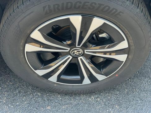 Certified 2024 Toyota bZ4X AWD w/ Weather Package image 7