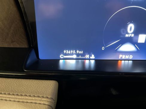 Used 2021 Lincoln Navigator 4WD image 16