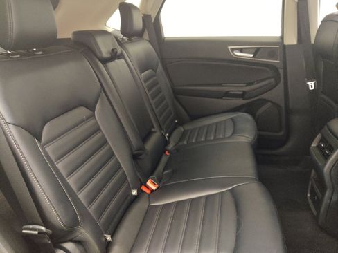 Used 2024 Ford Edge SEL image 19