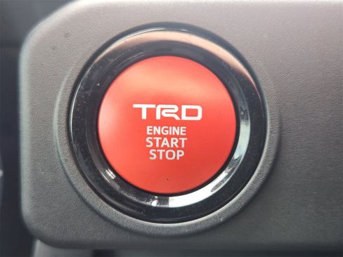 Used 2024 Toyota Tacoma TRD Sport image 21