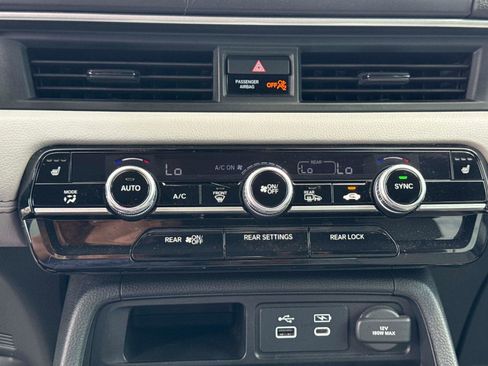 Certified 2023 Honda Pilot EX-L image 27