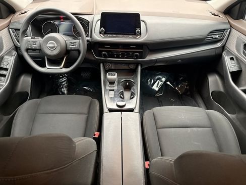 Used 2023 Nissan Rogue S AWD/4WD image 14