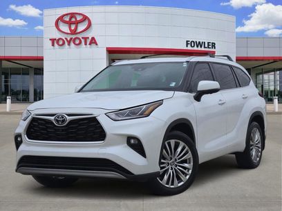 Used 2023 Toyota Highlander Platinum