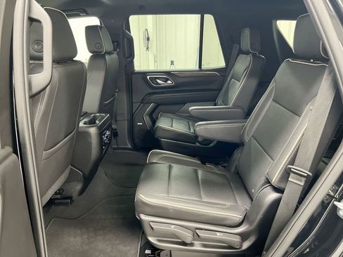 Used 2024 Chevrolet Tahoe Premier AWD/4WD image 23