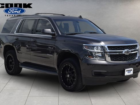 Used 2017 Chevrolet Tahoe LS RWD image 2
