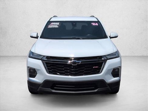 Used 2024 Chevrolet Traverse RS FWD image 3
