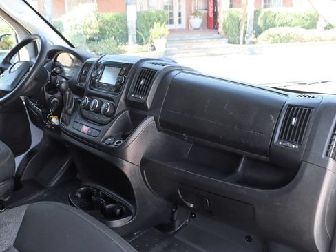 Used 2018 RAM ProMaster 1500 FWD image 33