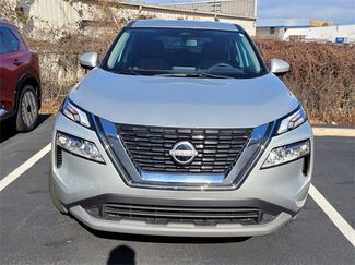 Used 2023 Nissan Rogue SV video 2