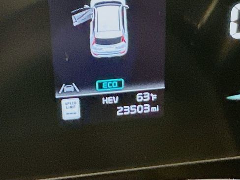 Used 2024 Kia Niro EX w/ EX Cold Weather Package FWD image 8