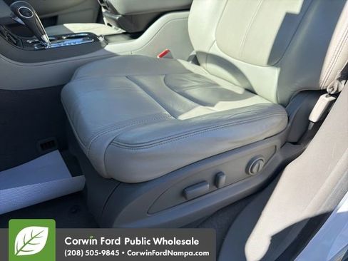 Used 2017 GMC Acadia Limited SLT AWD/4WD image 25