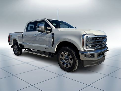 New 2026 Ford F250 Lariat w/ Chrome Package image 2