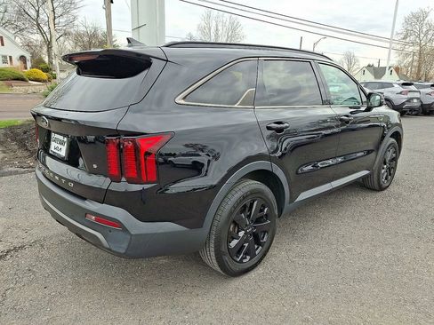 Certified 2021 Kia Sorento S w/ Panoramic Sunroof Package image 7