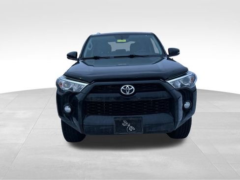 Used 2018 Toyota 4Runner SR5 Premium image 7