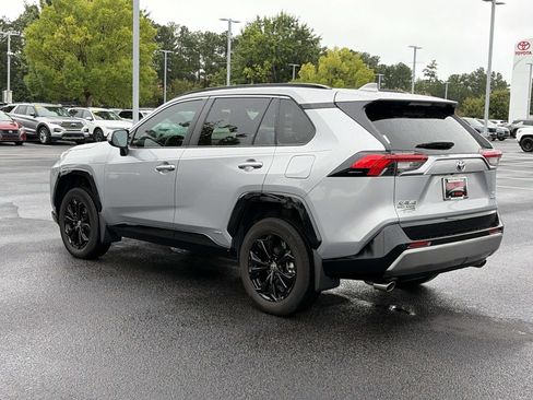 Used 2024 Toyota RAV4 SE AWD/4WD image 4