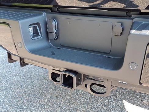 New 2026 Ford F250 XLT w/ XLT Premium Package AWD/4WD image 7