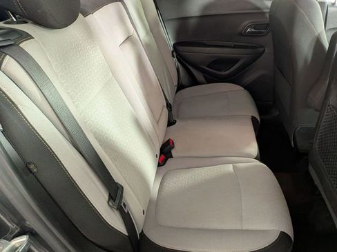 Used 2020 Chevrolet Trax LS w/ Tint and Cruise Package FWD image 28
