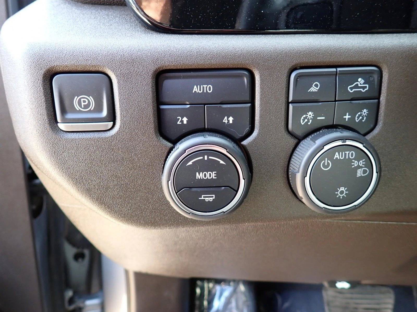 Used 2024 Chevrolet Silverado 1500 LT AWD/4WD image 14