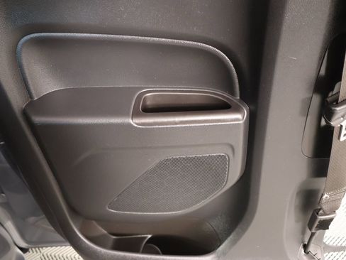 Used 2022 Chevrolet Colorado LT w/ Fleet Safety Package image 15