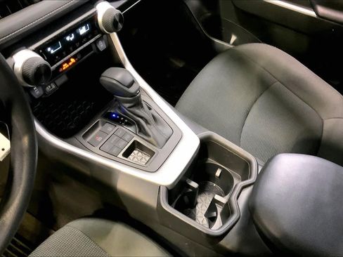 Used 2023 Toyota RAV4 LE image 16