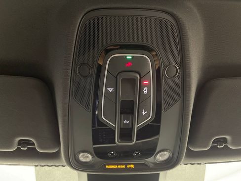 Used 2024 Audi A6 Premium Plus image 32