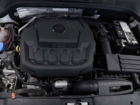 Used 2018 Volkswagen Beetle 2.0T SE image 21