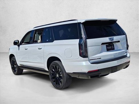 Used 2026 Cadillac Escalade ESV Platinum Sport w/ LPO, ONYX Package AWD/4WD image 8