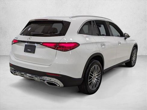 Used 2026 Mercedes-Benz GLC 300 image 5