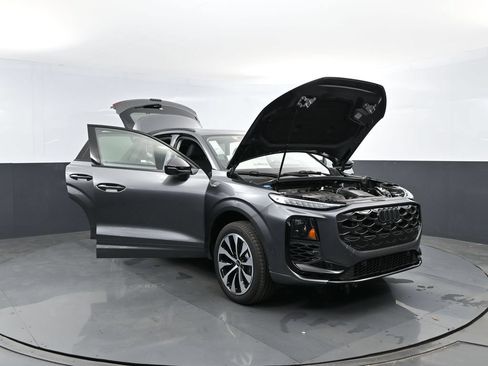 New 2026 Audi Q3 quattro 2.0T AWD/4WD image 29
