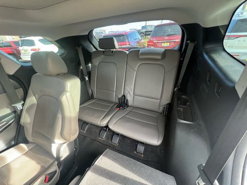Used 2019 Hyundai Santa Fe XL image 24