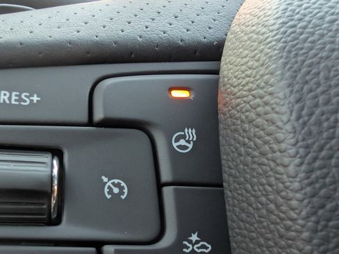 Used 2024 Cadillac XT4 Sport image 32