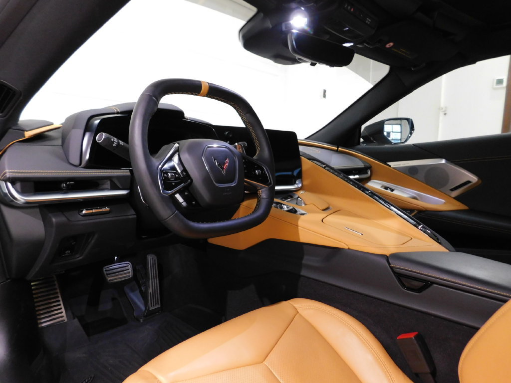 Used 2024 Chevrolet Corvette Stingray Preferred Cpe w/ Z51 Performance Package RWD image 30