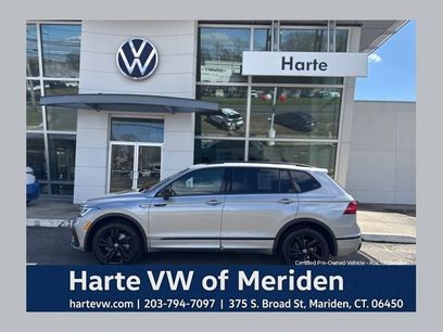 Certified 2023 Volkswagen Tiguan SE R-Line