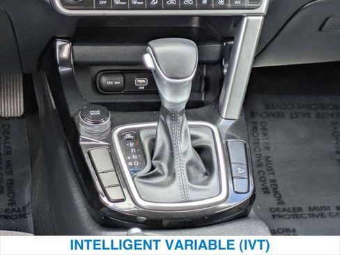 Used 2023 Kia Seltos S FWD image 19