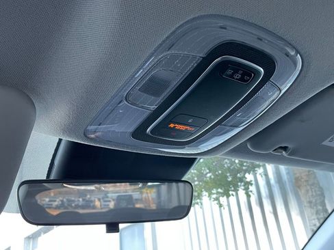 Used 2022 Hyundai Elantra SEL w/ Convenience Package image 22