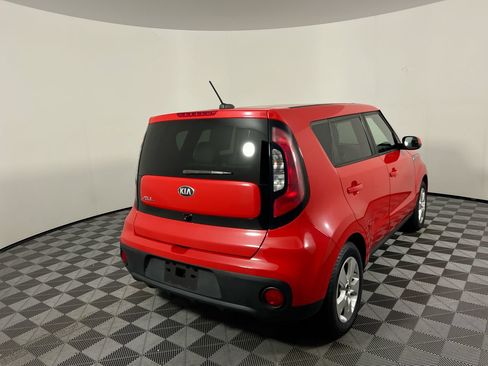 Used 2019 Kia Soul FWD image 3